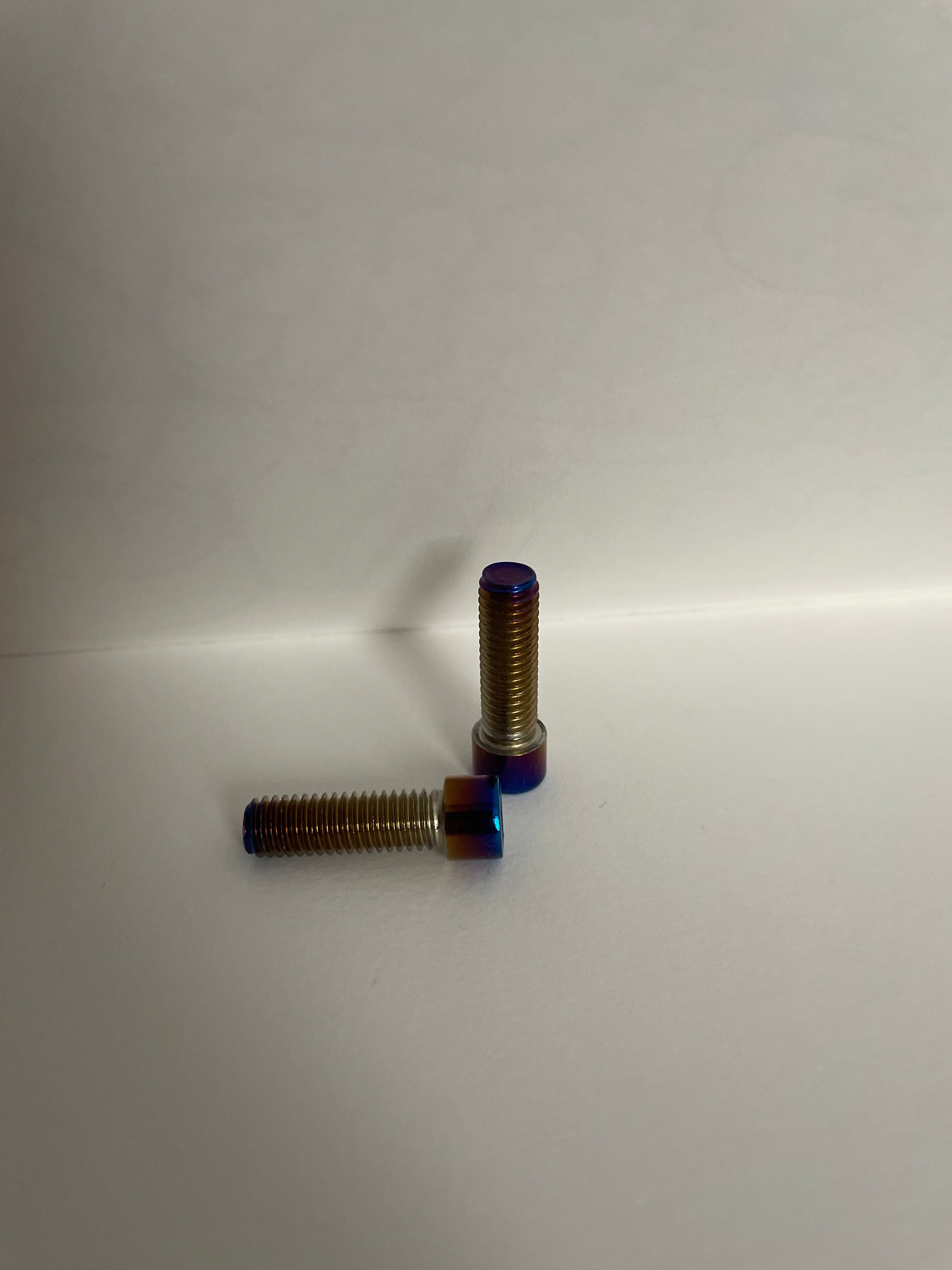 Aipas/qronge Ti Bolts