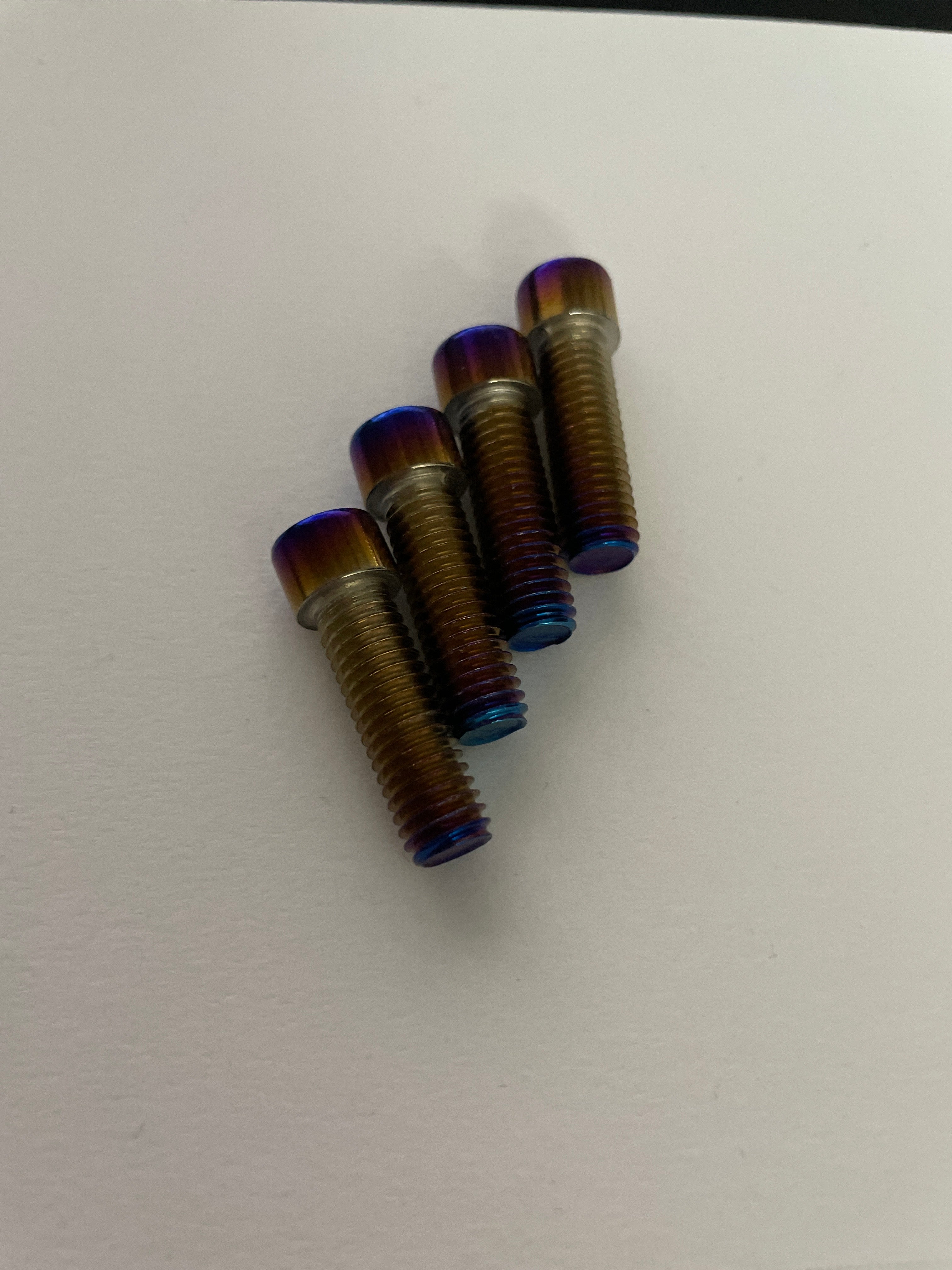 Aipas/qronge Ti Bolts